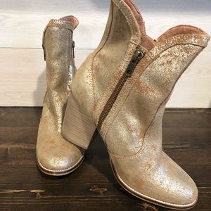 Seychelles Lori Penny Zip Bootie 8